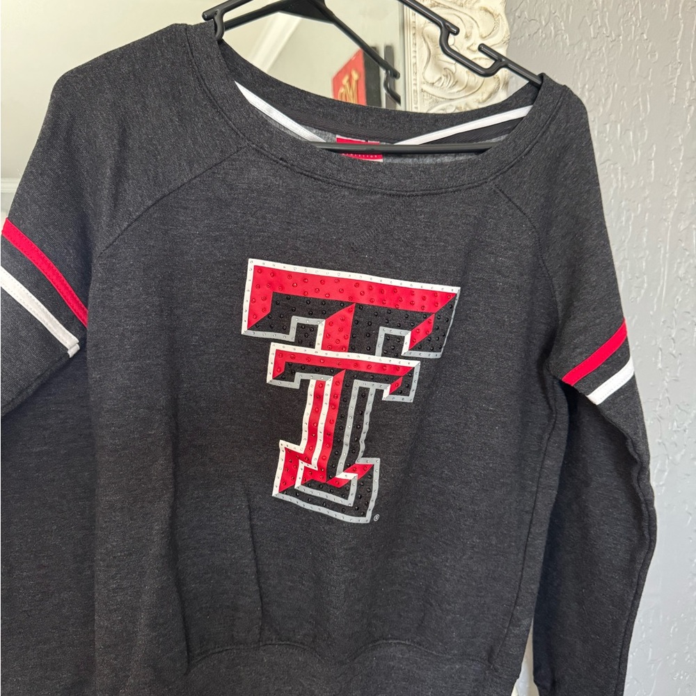 Colosseum Athletics Dark Gray Sweatshirt
